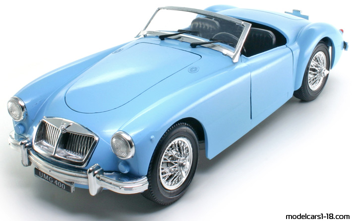 1955 - MG MGA Polistil 1/16 - Front left side