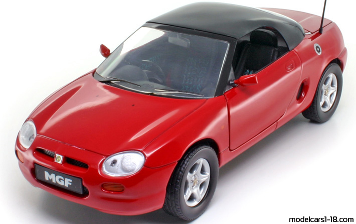 1995 - MG MGF Corgi 1/18 - Предна лява страна