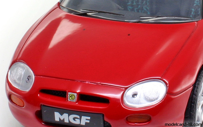 1995 - MG MGF Corgi 1/18 (Red / Black) Trunk / Popup headlights