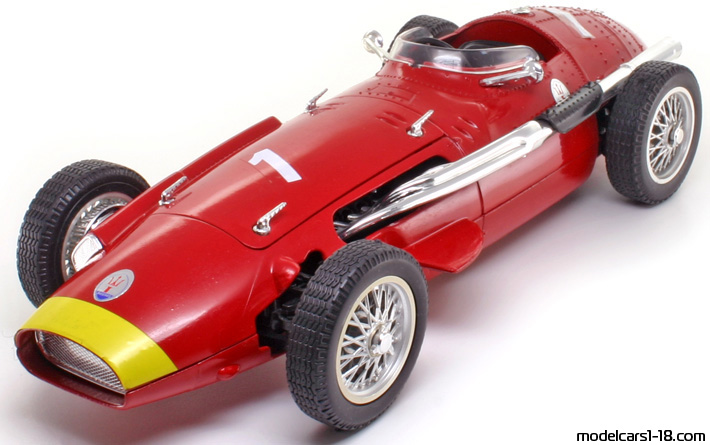 1954 - Maserati 250F Polistil 1/16 - Передняя левая сторона