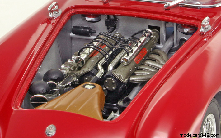 1954 - Maserati A6GCS Berlinetta Ricko 1/18 (Red) Engine