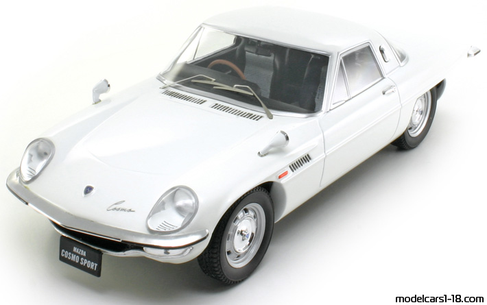 1967 - Mazda Cosmo Sport Triple9 Collection 1/18 - Vorne linke Seite