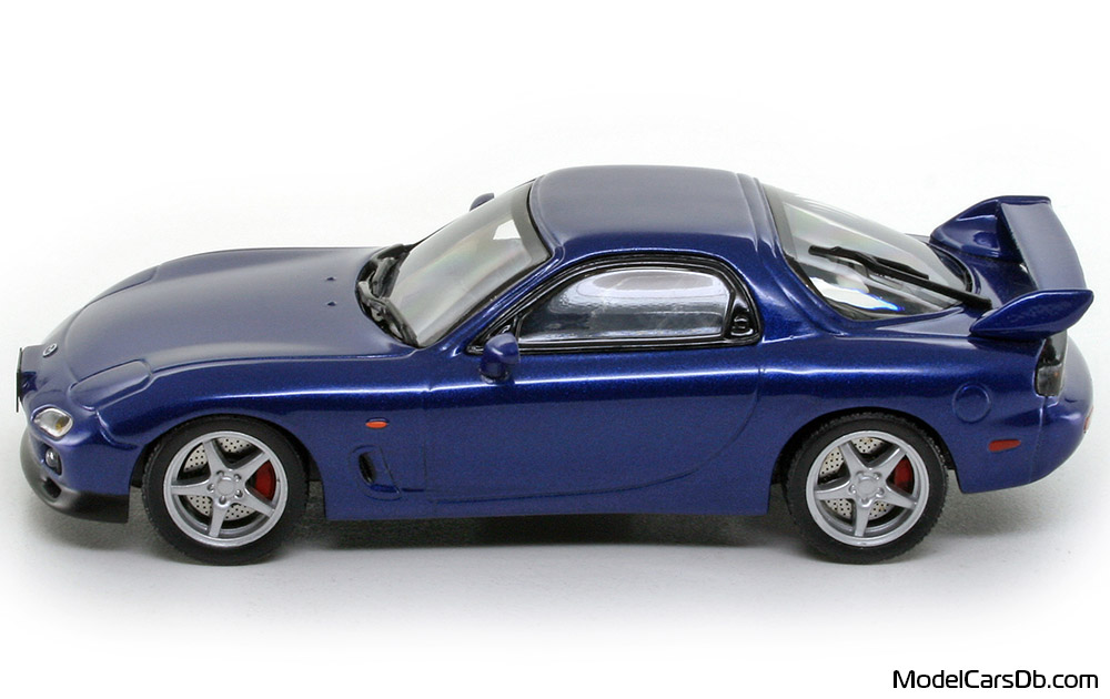 2001 - Mazda RX-7 Type R Bathurst (FD3S) Kyosho 1/43 (Blue) Side