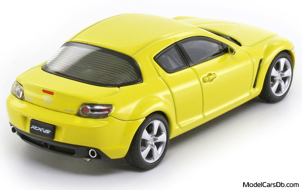 2003 - Mazda RX-8 AutoArt 1/43 (Gelb) Hinten rechte seite