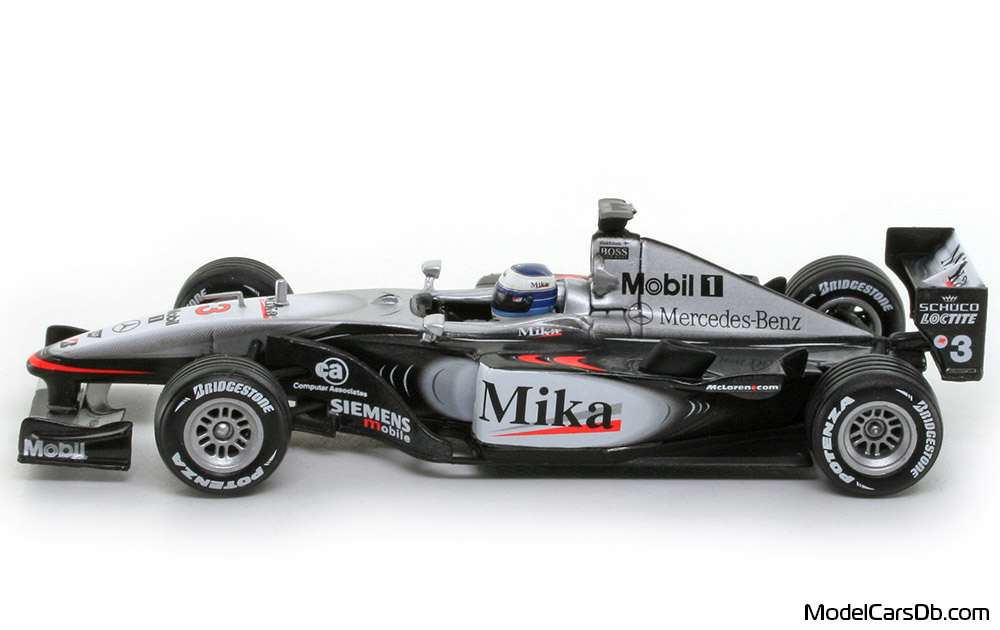 2001 - McLaren Mercedes MP4-16 Hot Wheels 1/43 (Light Silver / Black) Side