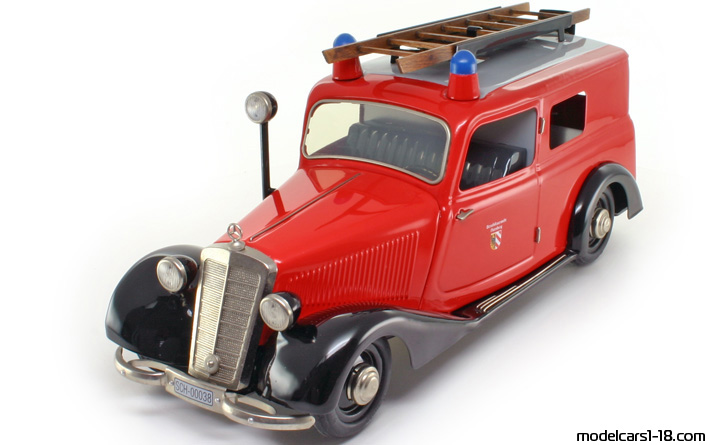 1952 - Mercedes 170 V (W136) Schuco 1/18 - Vorne linke Seite