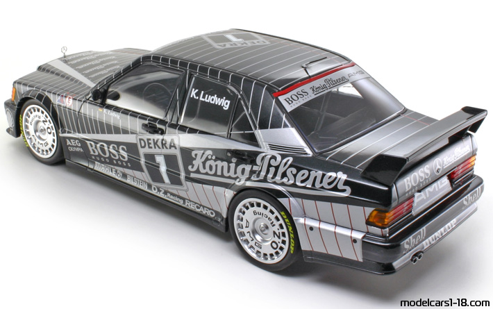 1989 - Mercedes 190 E 2.5-16V Evo 1 DTM (W201) Minichamps 1/18 (Black / Grey) Opening parts