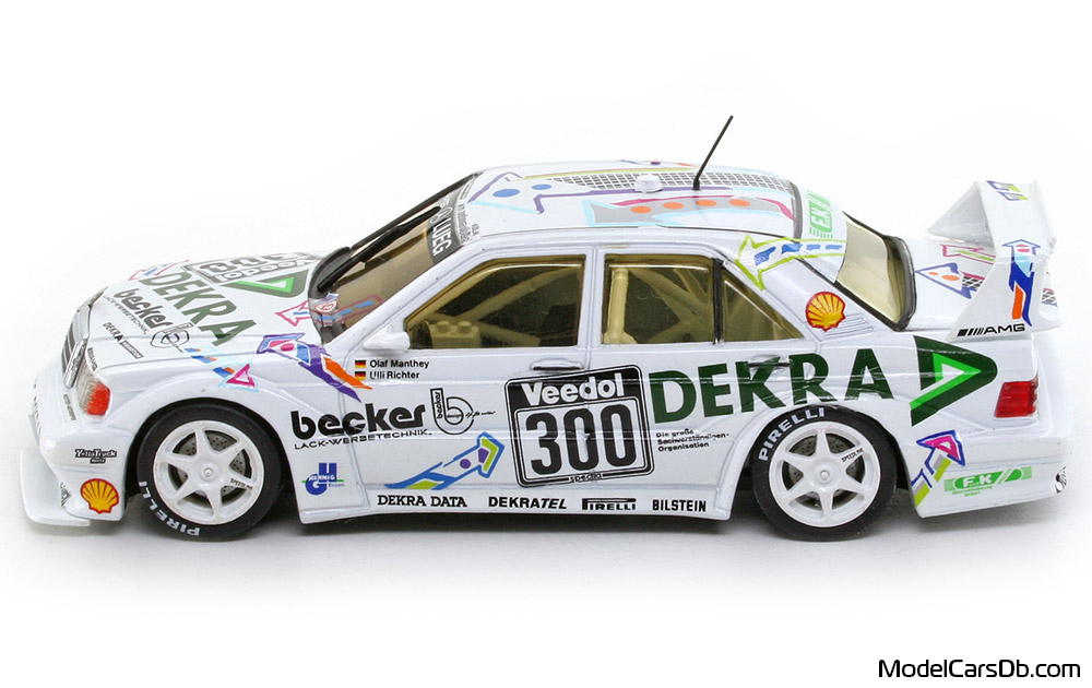 1993 - Mercedes 190 E 2.5-16V Evo 2 DTM (W201) Minichamps 1/43 (White) Side