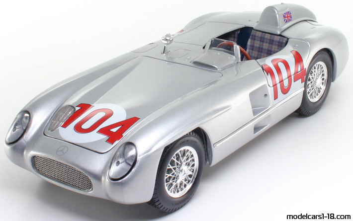 1955 - Mercedes 300 SLR Targa Florio (W196S) Maisto 1/18 - Vorne linke Seite