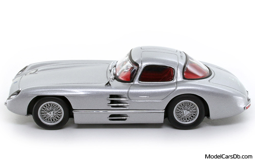 1955 - Mercedes 300 SLR (W196S) Minichamps 1/43 (Silber) Seite