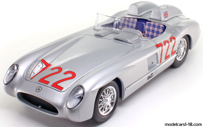 1955 - Mercedes 300 SLR (W196S) Bburago 1/18 - Предна лява страна