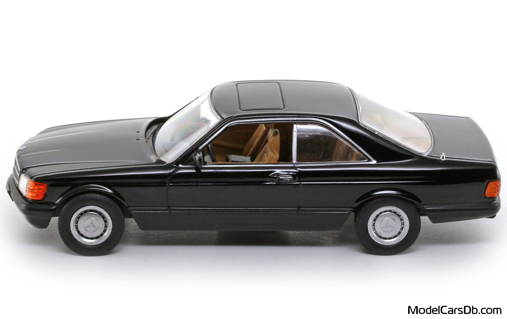 1981 - Mercedes 500 SEC (C126) DeAgostini 1/43 (Schwarz) Seite