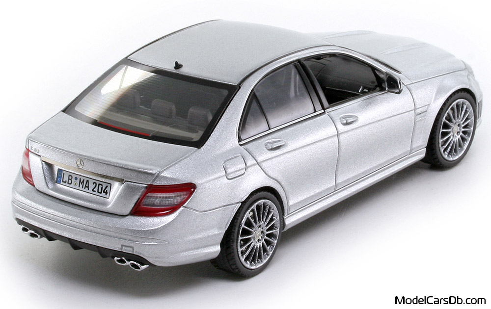 2008 - Mercedes C 63 AMG (W204) Schuco 1/43 (Silber) Hinten rechte seite