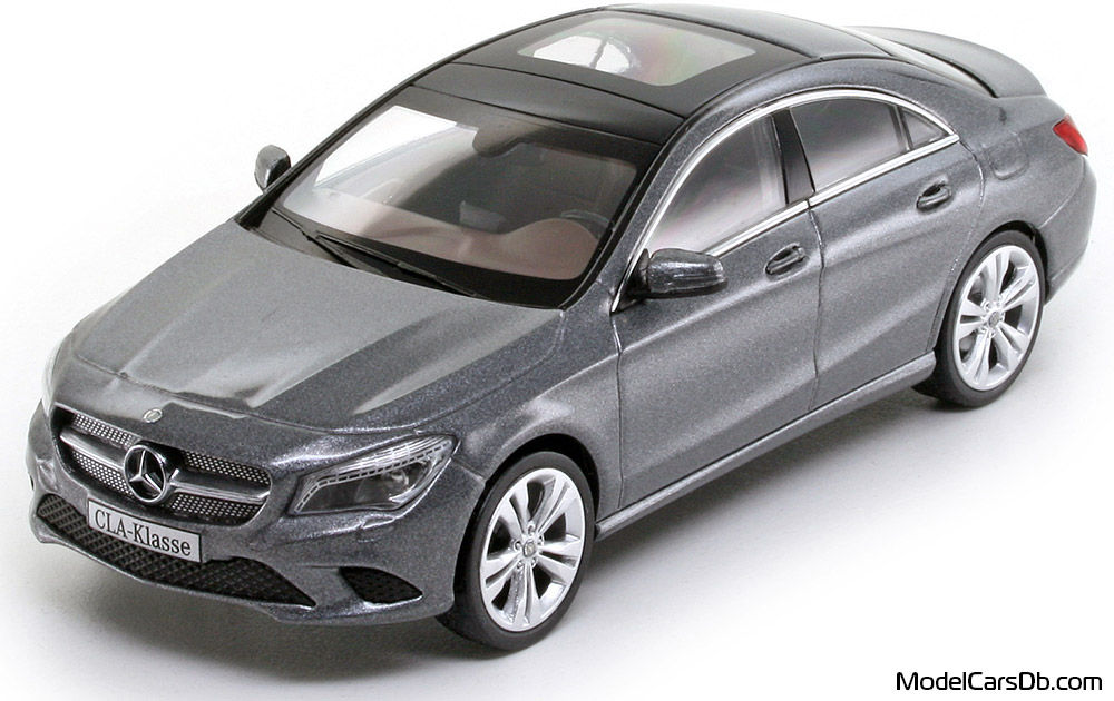 2014 - Mercedes CLA 200 (C117) Schuco 1/43 (Grey) Front left side