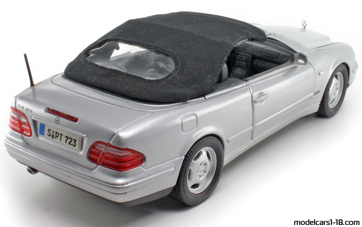 1997 - Mercedes CLK 320 (A208) Anson 1/18 (Серебристый) Задняя правая сторона