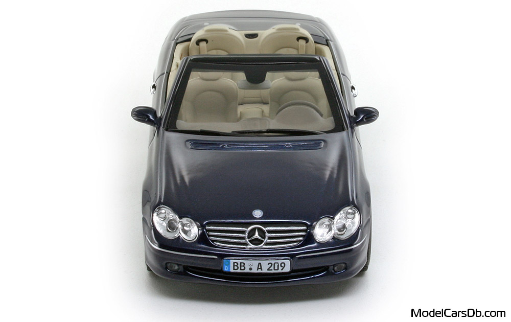 2003 - Mercedes CLK 320 Cabriolet (A209) Minichamps 1/43 (Синий) Спереди