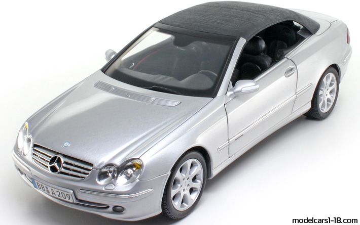 2003 - Mercedes CLK 500 (A209) Kyosho 1/18 - Vorne linke Seite