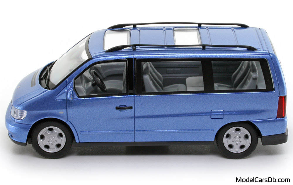 2003 - Mercedes V 230 (W638) Schuco 1/43 (Blue) Side