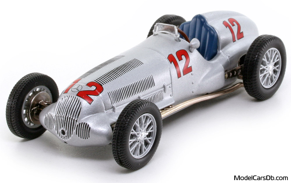 1937 - Mercedes W125 DeAgostini 1/43 (Silber) Vorne linke Seite