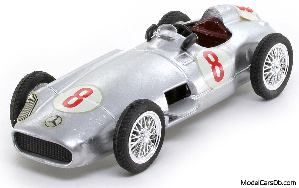1955 - Mercedes W196 Brumm 1/43 (Silver / White) Front left side