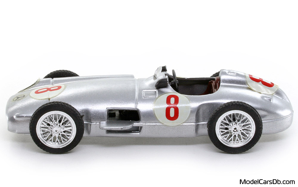 1955 - Mercedes W196 Brumm 1/43 (Silver / White) Side