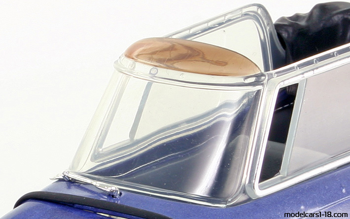 1955 - Messerschmitt KR200 Revell 1/18 (Blue) Trunk / Popup headlights