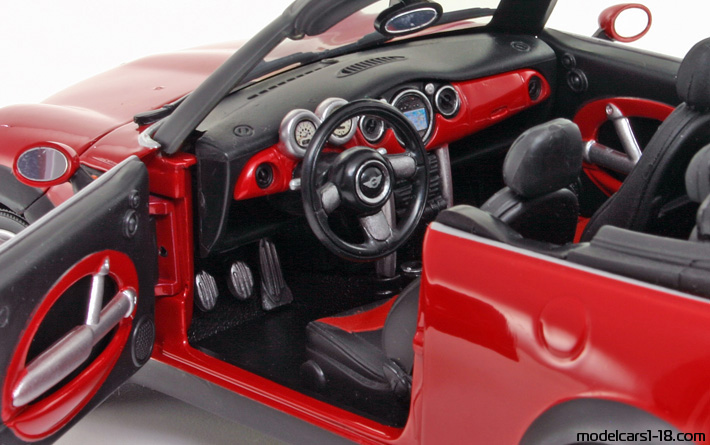 2003 - Mini Cooper Hot Wheels 1/18 (Kрасный) Интерьер панель приборов