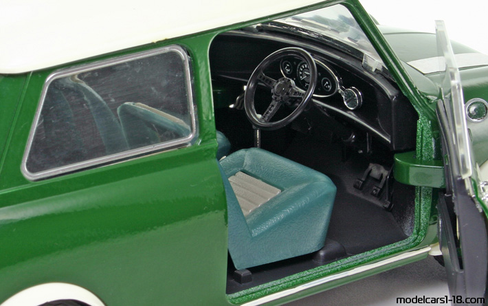 1964 - Morris Mini Cooper 1275S Majorette 1/16 (Grün / Weiß) Innenraum Armaturenbrett