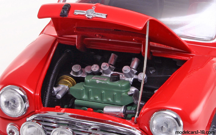 1967 - Morris Mini Cooper 1275S Kyosho 1/18 (Rot / Weiß) Motor