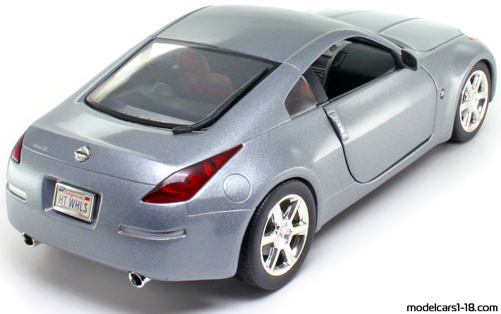 2003 - Nissan 350Z (Z33) Hot Wheels 1/18 (Blau) Hinten rechte seite