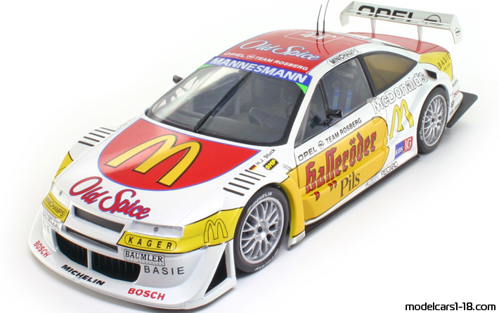 1996 - Opel Calibra V6 ITC UT 1/18 - Vorne linke Seite