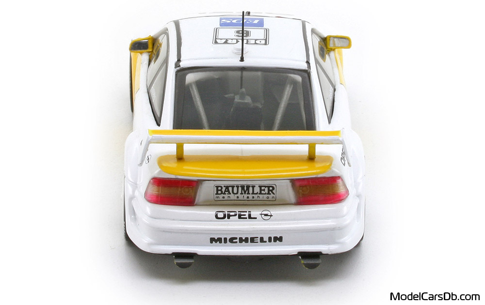 1993 - Opel Calibra V6 Minichamps 1/43 (White / Yellow) Rear end