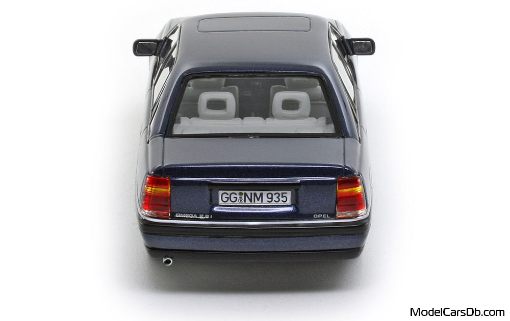 1991 - Opel Omega CD 2.6i Neo Scale Models 1/43 (Blue) Rear end