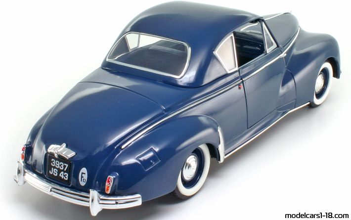 1954 - Peugeot 203 Solido 1/18 (Blau) Hinten rechte seite