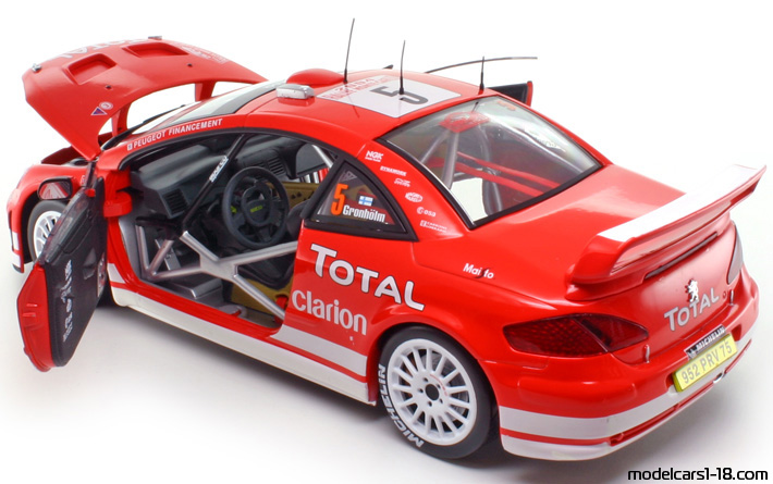 2004 - Peugeot 307 WRC Solido 1/18 (Rot / Weiß) Zu öffnende Teile