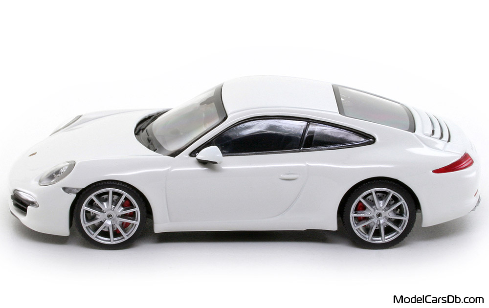 2012 - Porsche 911 Carrera S (991) Minichamps 1/43 (White) Side
