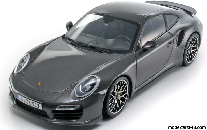 2013 - Porsche 911 Turbo S (991) Minichamps 1/18 - Vorne linke Seite