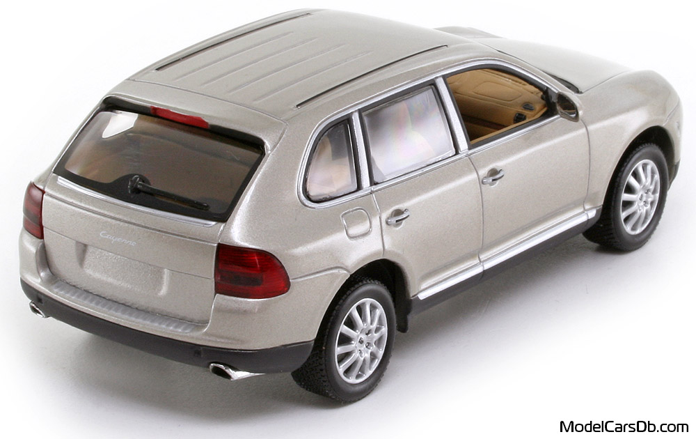 2003 - Porsche Cayenne V6 (9PA) Minichamps 1/43 (Gold) Hinten rechte seite