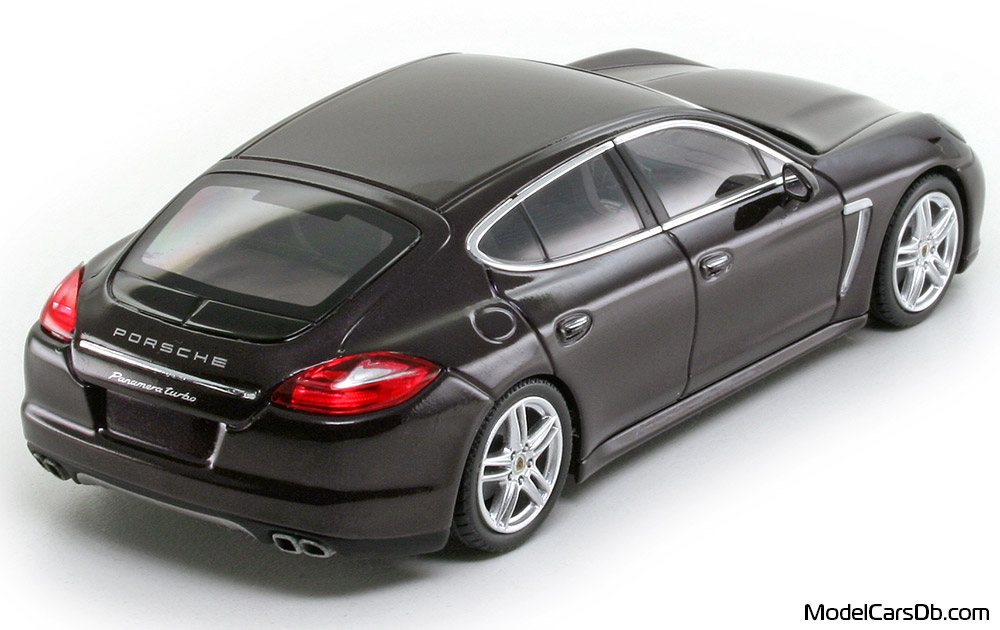 2009 - Porsche Panamera Turbo (970) Minichamps 1/43 (Purple) Rear right side