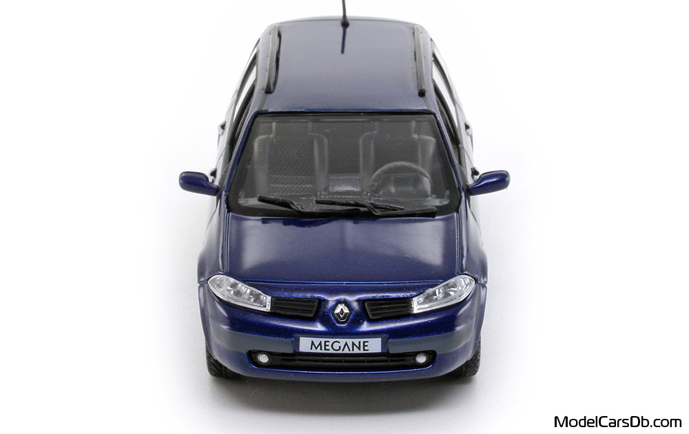 2003 - Renault Megane Estate Eligor 1/43 (Blau) Front