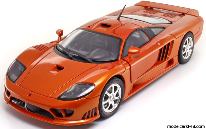 2000 - Saleen S7 Motor Max 1/18 - Передняя левая сторона