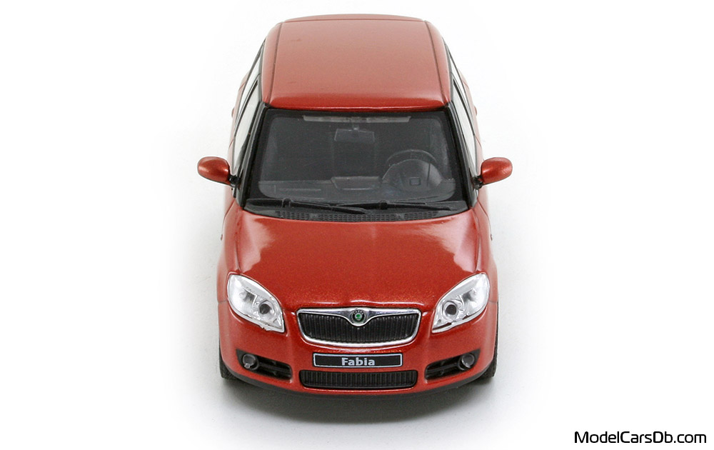 2007 - Skoda Fabia Abrex 1/43 (Red) Front end