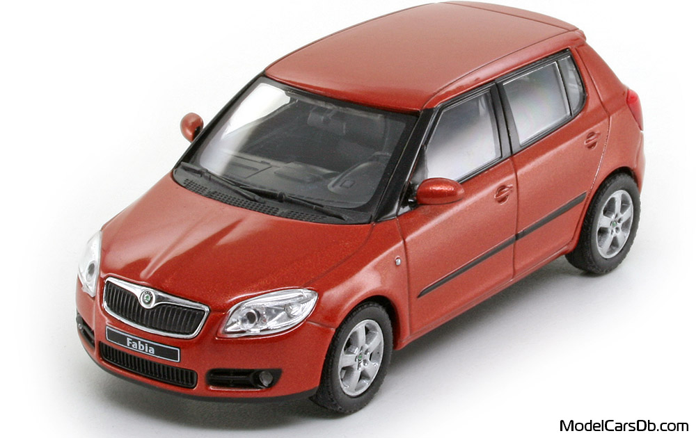 2007 - Skoda Fabia Abrex 1/43 (Red) Front left side
