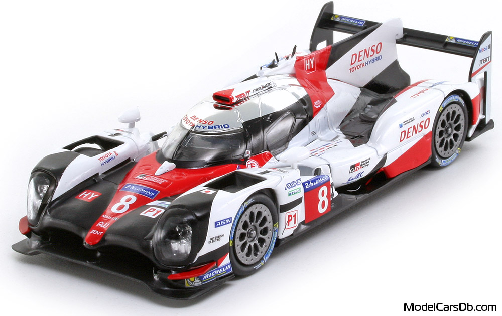 2017 - Toyota TS050 Hybrid Hachette 1/43 (Белый / Kрасный) Передняя левая сторона