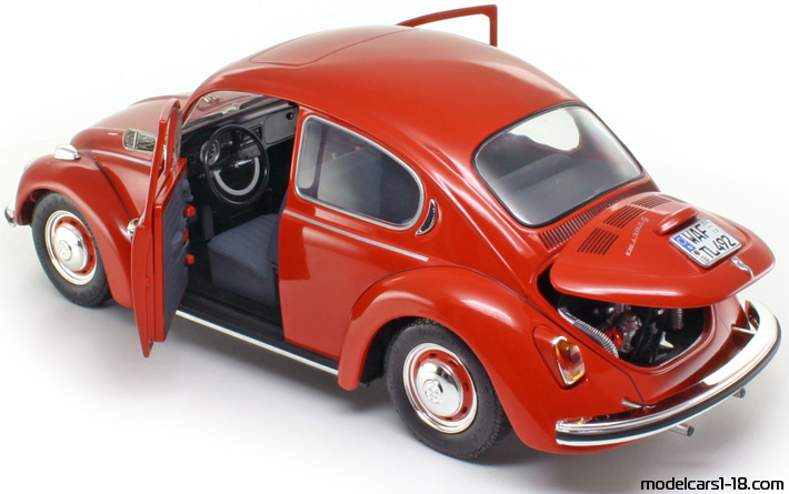 1971 - Volkswagen Beetle (Kaefer) 1302 S Revell 1/18 (Rot) Zu öffnende Teile