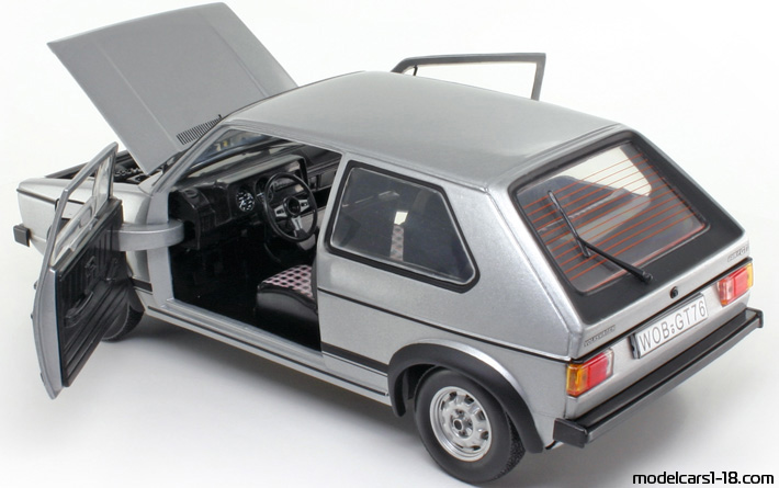 1976 - Volkswagen Golf GTI Sun Star 1/18 (Сребрист) Отваряеми части