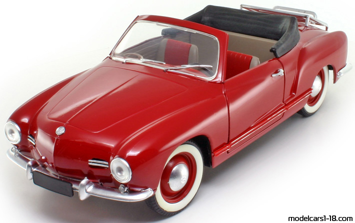 1957 - Volkswagen Karmann-Ghia 14 Solido 1/18 - Предна лява страна