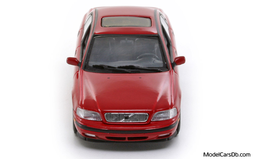 1996 - Volvo S40 Minichamps 1/43 (Rot) Front