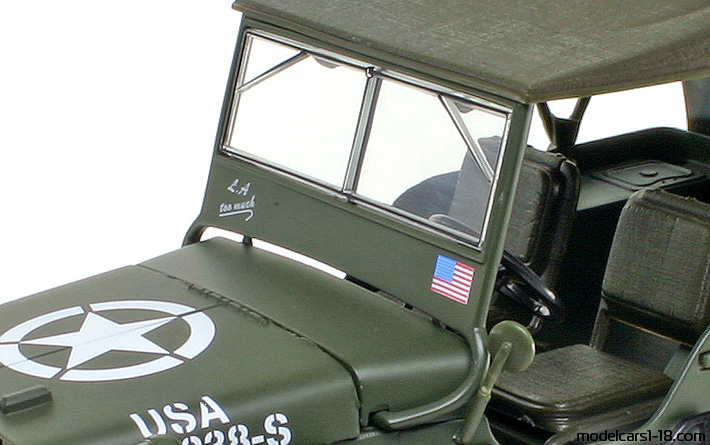 1942 - Willys Jeep Solido 1/18 (Braun) Kofferraum / Klappbare Scheinwerfer
