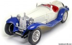 1:18 Alfa Romeo 8C 2300 Spider 1932 Bburago